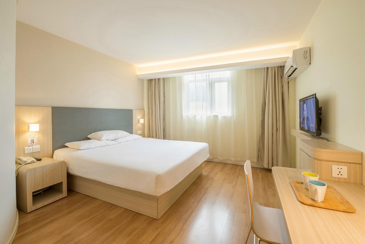 Hanting Hotel Qingdao Zhanqiao Railway Station Exteriör bild